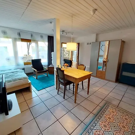 1 Apartment *