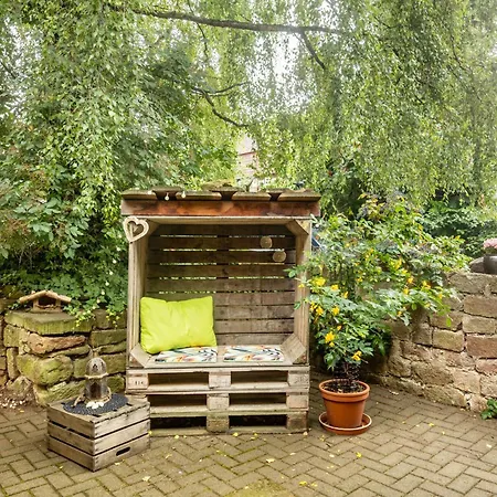 Apartman 1 *
